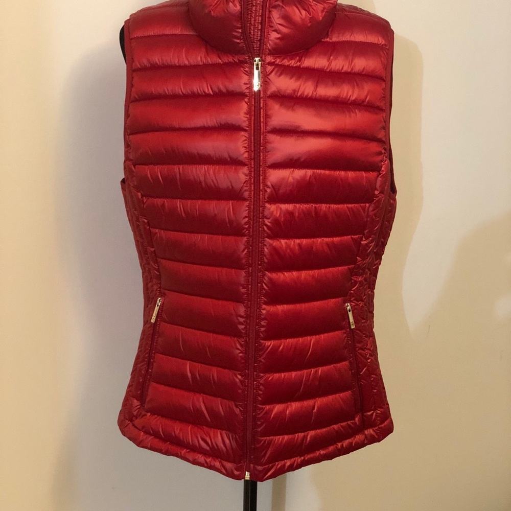 Tommy Hilfiger Vest - Picture 3 of 4